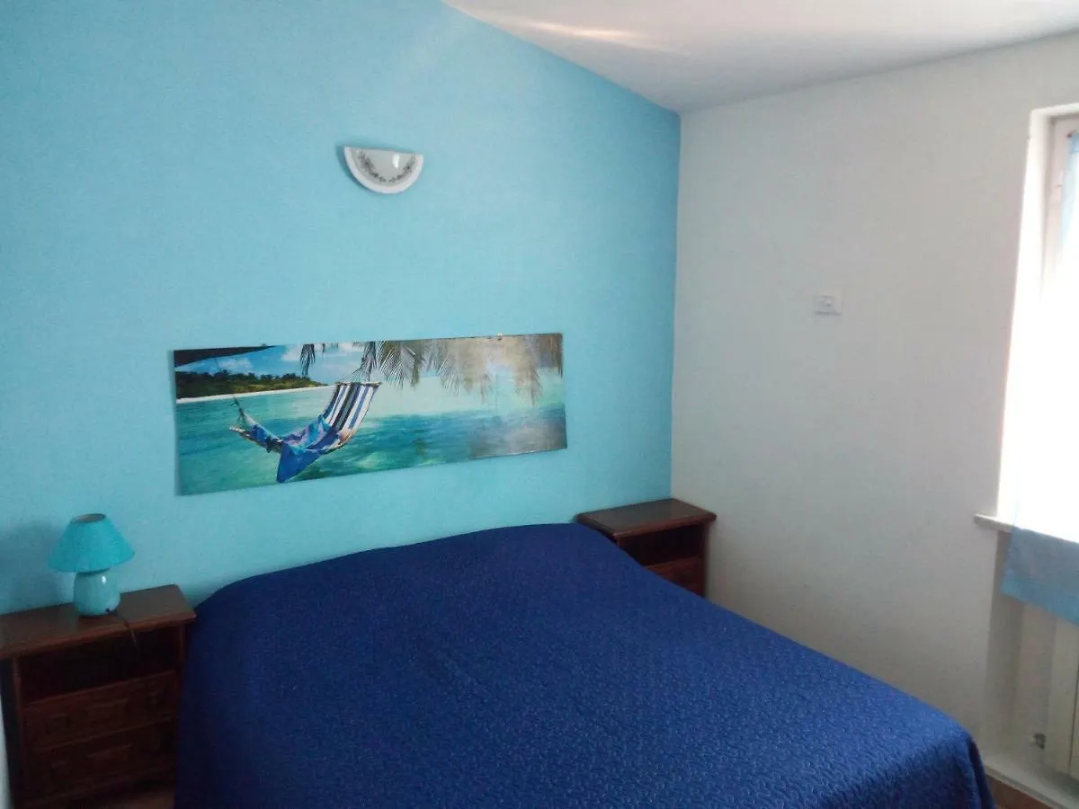 Nonna Piera Bed & Breakfast Marina Di Carrara Italy